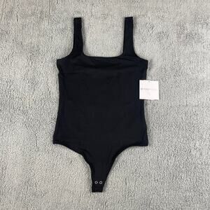 Beyond Yoga Women's Medium BLK Polyester Elastane Base Tank Sleeveless Bodysuit